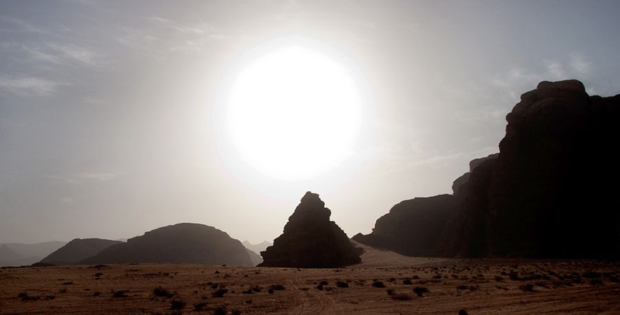 Sun, Pyramid Rock